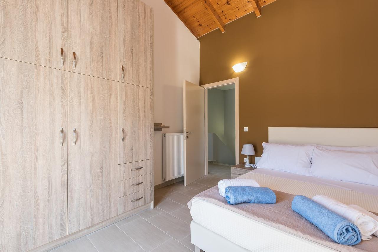Villa Neaira Vatolakkos  Extérieur photo